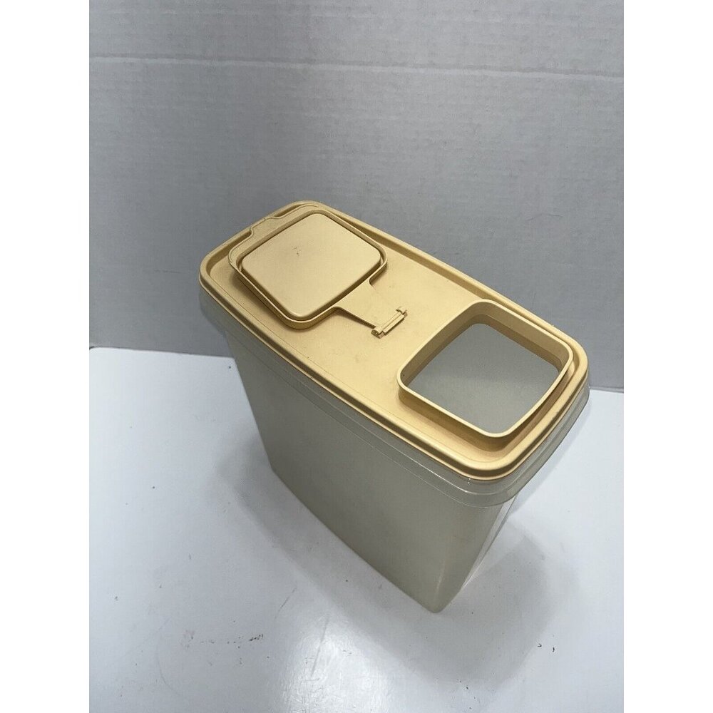 Vintage Tupperware Cereal Keeper 1588-5 with Beige Lid - Picture 2 of 12